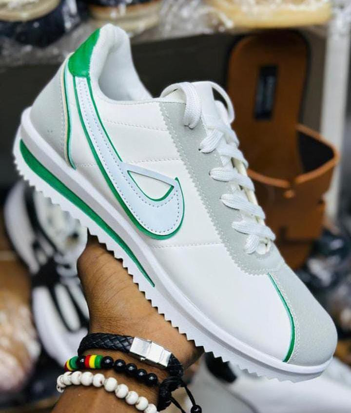 Clartz  Nike 